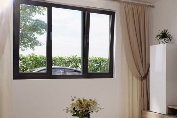 Aluminium-Tilt-and-Turn-Windows-AluFoldDirect